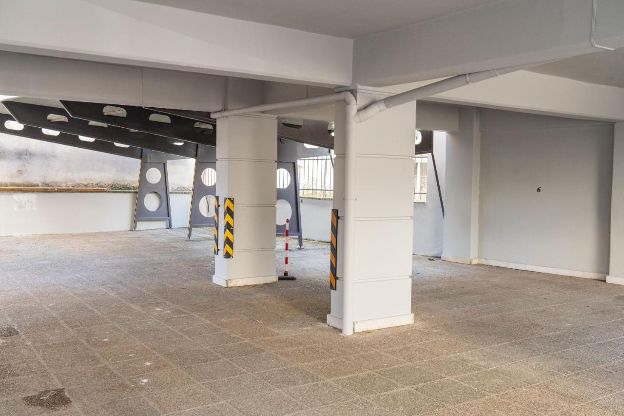 شقة The Whole Packet C5 Center With Parking لاريسا المظهر الخارجي الصورة